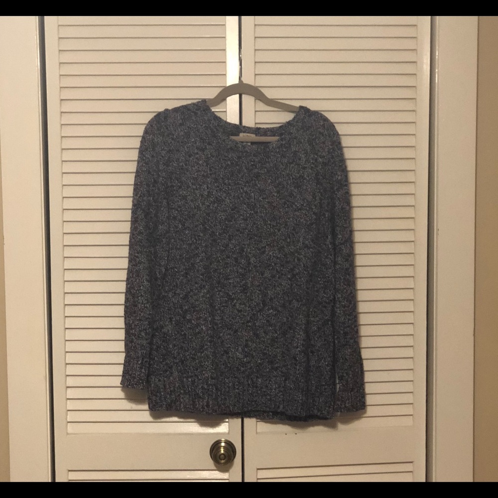 LL Bean navy and white rag sweater
